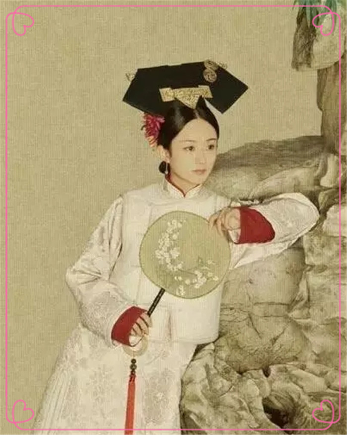 DƬ