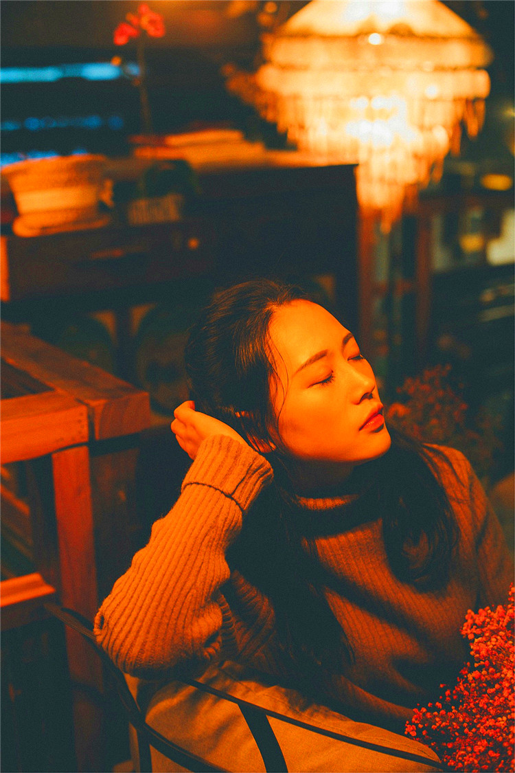 DƬ